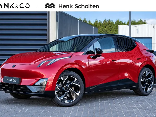 Lynk & Co 02