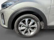 Kia Stonic 1.0 T-GDi MHEV DynamicPlusLine | Cruise Control | Climate Control | Camera | Navigatie | LM Velgen |