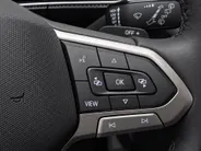 Volkswagen T-Cross 1.5TSI 150PK R-Line DSG · Trekhaak · Camera · Navigatie · Apple/Android Car Play · Stoelverwarming · Garantie t/m 01-10-2025