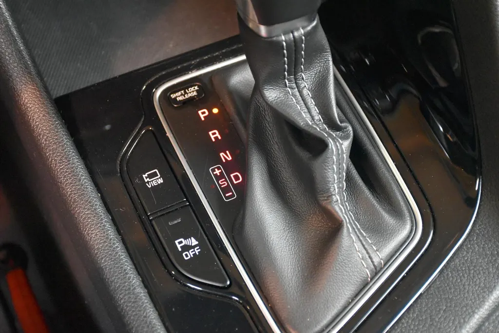 Kia Niro 1.6 GDi Hybrid 141pk DCT6 DynamicLine TREKHAAK