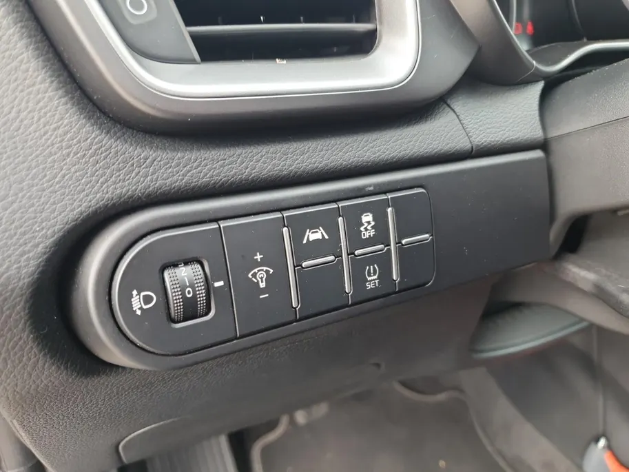 Kia Ceed Sportswagon 1.0T ComfortLine | Navigatie | Camera | Climate control | Cruise control | Apple Carplay / Android Auto |