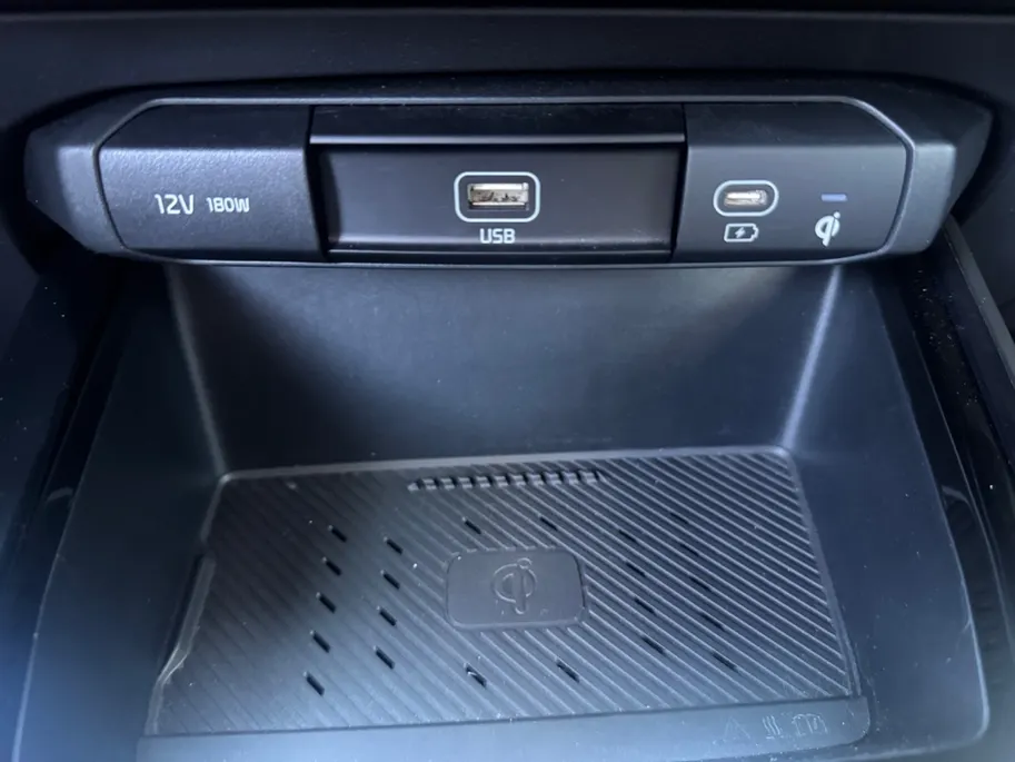 Kia Niro Kia Niro 1.6 GDi Hybrid Dynamic PlusLine