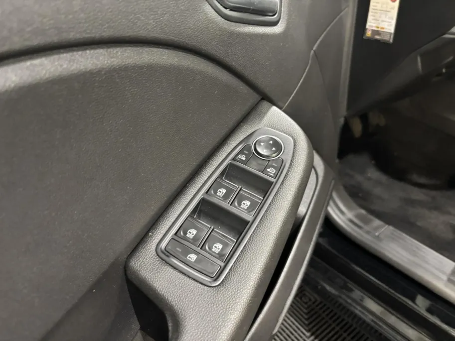 Renault Clio 90PK TCe GPF Evolution | 1e eigenaar | Navi | Parkeersensoren | Apple CarPlay/Android Auto | Licht & Regen Sensor | Digital Cockpit | Airco | Full LED |