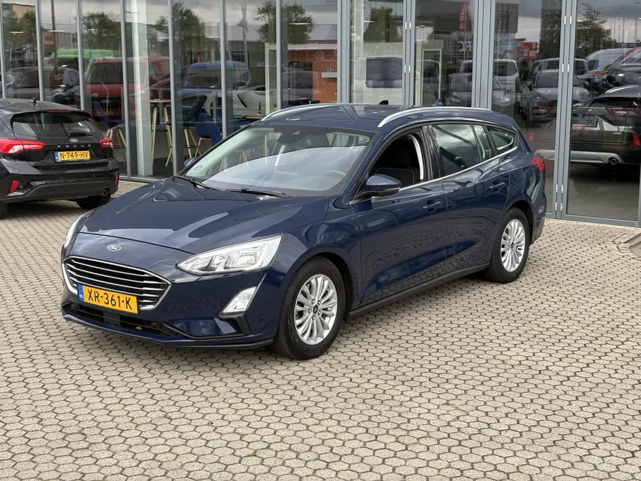 Ford Focus Wagon 1.5 EcoBoost Titanium Business | 1500 kg trekkracht | WINTER PACK