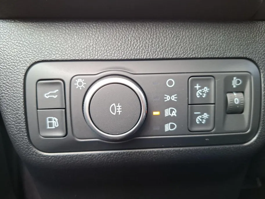 Ford Kuga ST-Line X 243PK | Panoramadak | Winter Pack | El. Trekhaak | Adaptieve Cruise Control | 360graden Camera | BLIS | Half Leder| LED | 2100kg Trekgewicht