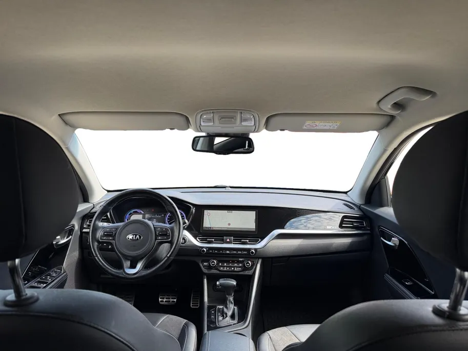 Kia Niro 1.6 GDi Hybrid DynamicPlusLine | Parkeerhulp | Apple Carplay | Android Auto | Navigatie | Lane-Assist | Stoel- stuurverwarming |