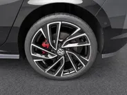 Volkswagen Golf 1.5 272pk DSG eHybrid GTE · Panoramadak · Camera · Alarm · Wegklapbare Trekhaak · Garantie t/m 18-12-2030 of 100.000km