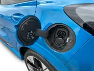 Ford Puma Gen-E Premium 44 kWh | Driver Assistancepack | Winterpack | Matrix Ledkoplampen | Panoramadak | El. Achterklep | BLIS | Nieuw te bestellen bij Zeeuw & Zeeuw Ford Schoonhoven |