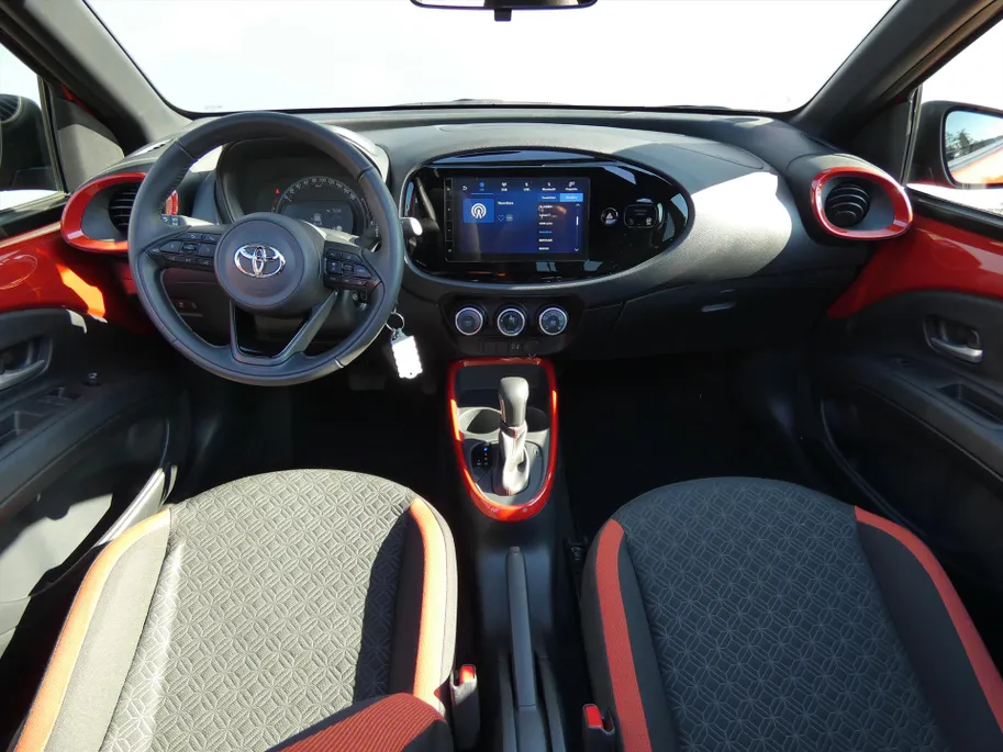 Toyota Aygo X 1.0 VVT-i MT 72pk Limited Cabrio Special Edition |Schuifdak |Uniek!