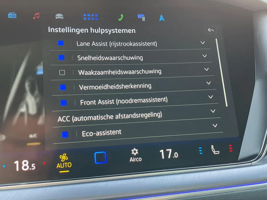 Volkswagen Touareg 3.0TSieHybrid 340kW/462PK 4MOTION R Edition · Panoramadak · Leder · DYNAUDIO · 360°Camera · Luchtvering · Garantie t/m 22-07-2030 of 100000km.
