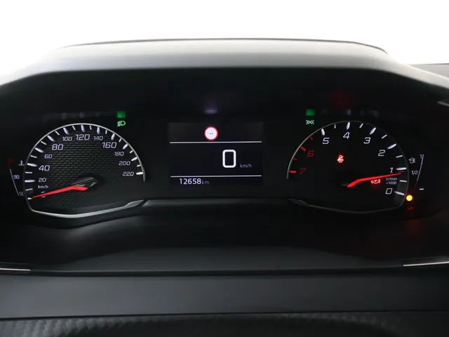 Peugeot 208 1.2 PureTech Allure Navi via Carplay | Cruise Control