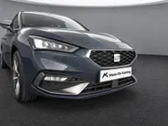 SEAT Leon Sportstourer FR Business 1.5 eHybrid 150 kW / 204 PK Station | Technology Pack | 18'' Lichtmetalen velgen | 5000,- Herwaardering!!