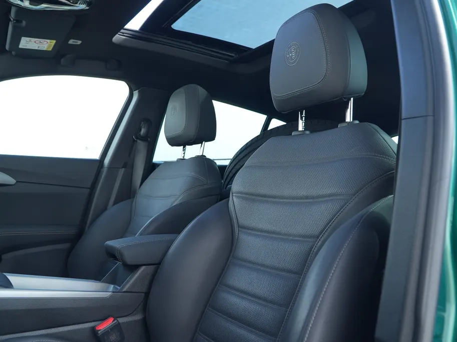 Alfa Romeo Tonale 1.3T PHEV 280 PK Veloce | Schuifdak | Harman | Leder | 19'