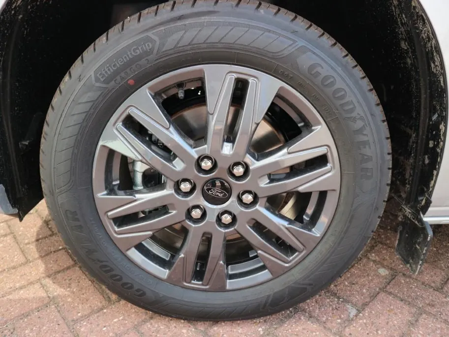 Ford E-Transit Cust. 340 L2H1 Limited 71 kWh * ADAP CRUISE * BLIS * NAVI * 360 CAMERA *