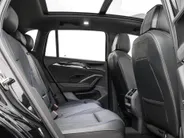 Volkswagen Tiguan R-Line Edition 1.5 eHybrid 204 PK 6 versn. DSG · Black Style Pakket · Panoramaschuif-kanteldak · Comfort Pakket Plus · Interieur Style Pakket · Prijs is inclusief inruilpremie ·