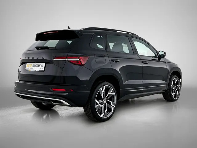 Škoda Karoq 1.5 TSI ACT Sportline Business | PANORAMADAK | 360 CAMERA | WINTERPACK | KEYLESS | NAVI | ELEKTR. ACHTERKLEP