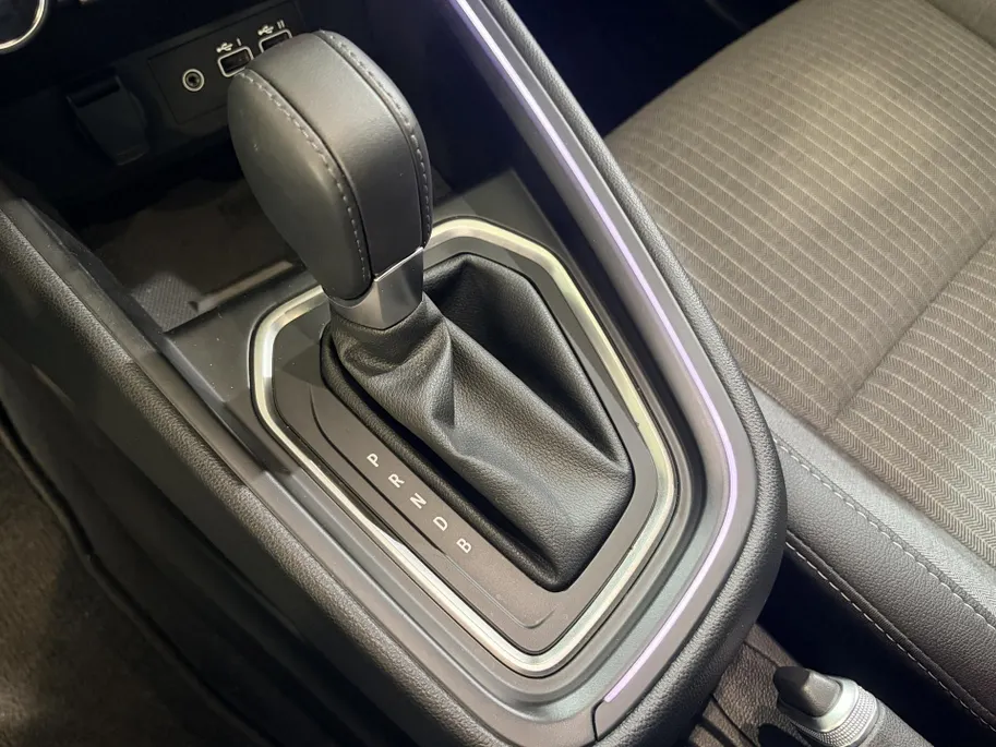 Renault Clio 145PK E-Tech Full Hybrid Techno Automaat | 1e eigenaar | Camera | Parkeersensoren | Climate Control | Apple CarPlay/Android Auto | Cruise Control | Lichtmetalen Velgen | Full LED | Digital Cockpit |