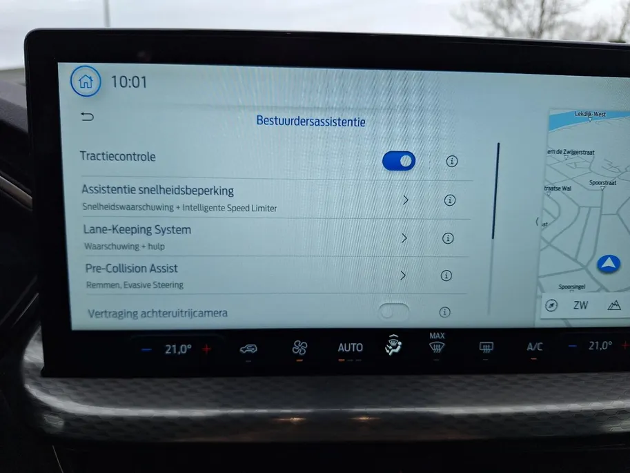 Ford Kuga 2.5 PHEV Titanium | El. Trekhaak | Camera | Navigatie | Climate Control | Draadloze Apple Carplay&Android Auto | 17' Lichtmetaal | Parkeersensoren |