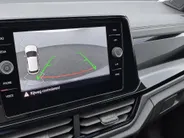 Volkswagen T-Roc 1.5TSI/150PK R-Line Black Style · Panoramadak · Apple/Android Car Play · BEATS audio · Camera