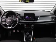 Kia Rio 1.0 T-GDi MHEV GT-Line | Stuur-/stoelverwarming | 17' LM | Camera | Clima | Navi | Cruise | Keyless |