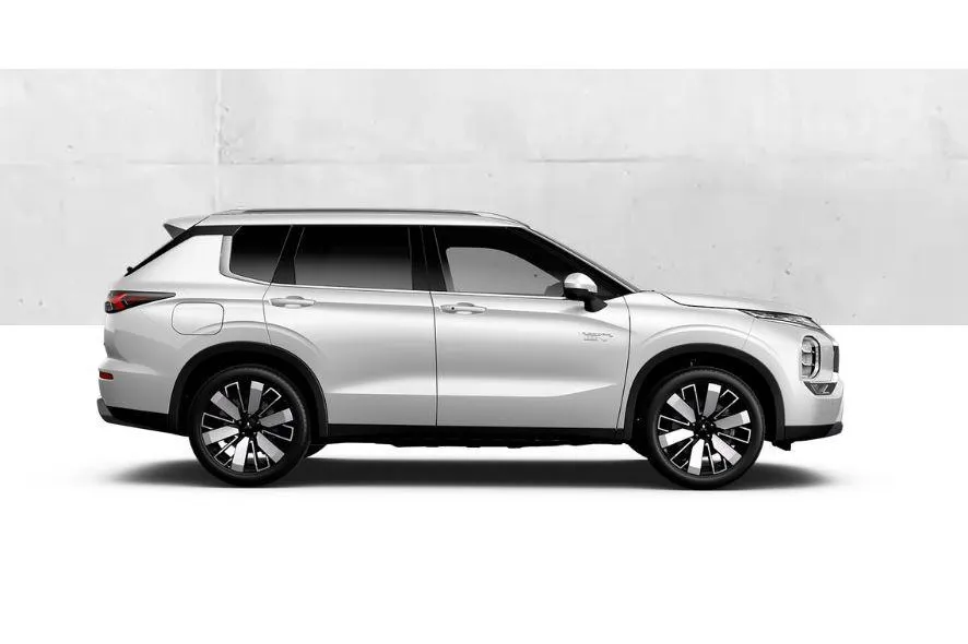 Mitsubishi Outlander 2.4 PHEV Limited Edition Zeer Complete uitvoering| 8 jaar garantie| Snel leverbaar | Totaalprijs op is op.