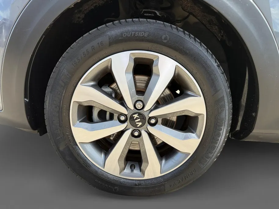 Kia Stonic 1.0 T-GDi MHEV DynamicPlusLine Dealer onderhouden | Navi | Climate control | Keyless entry | Fabrieksgarantie t/m 25-2-2028  +3x 1 jaar* | NAP