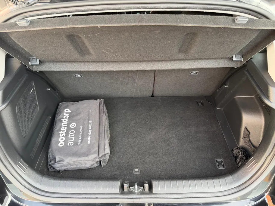 Hyundai i20 1.0 T-GDI Premium | Navigatie| Stoel/Stuurverwarming| Achteruitrijcamera| Dode hoek sensor|