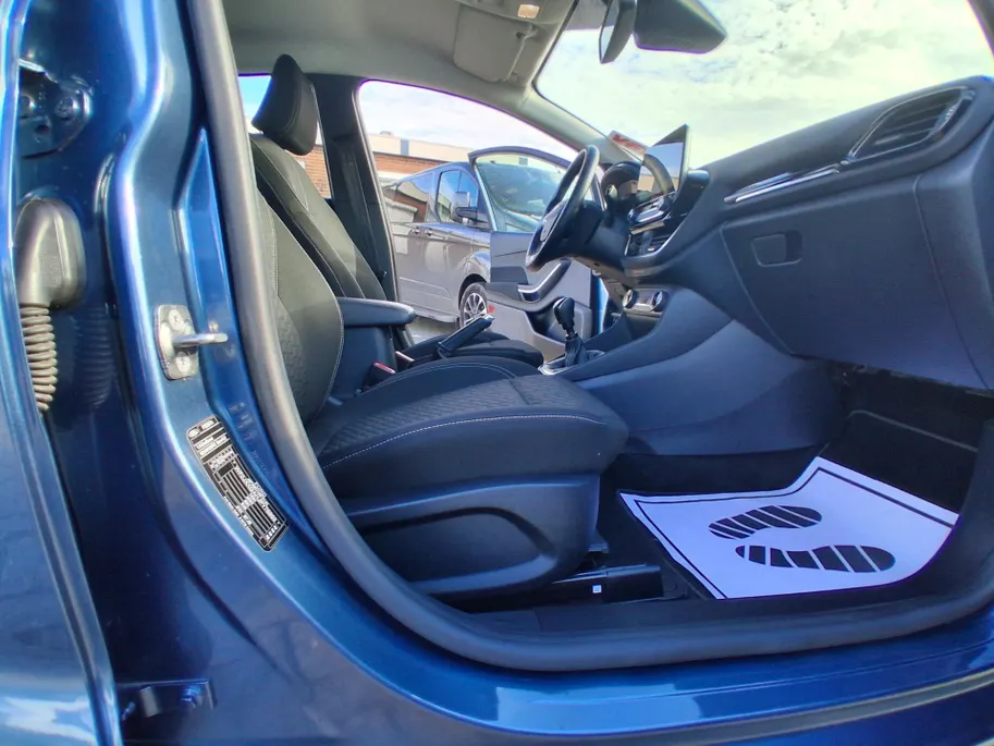 Ford Fiesta 1.0 EcoBoost Hybrid Titanium WINTERPAKKET.