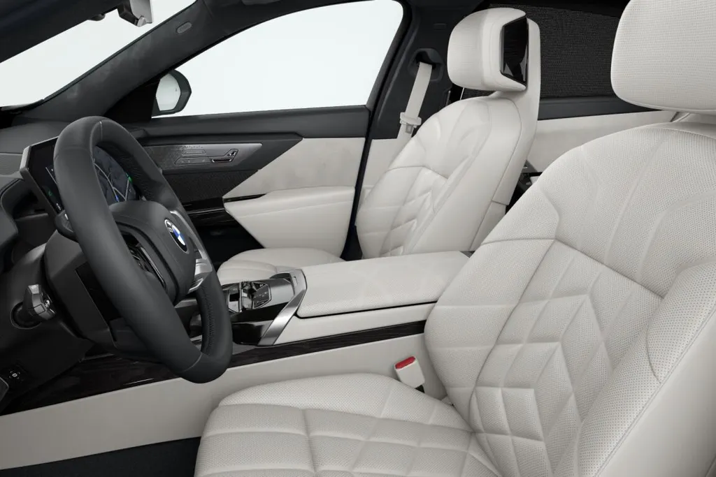 BMW i7 xDrive60 118.1 kWh