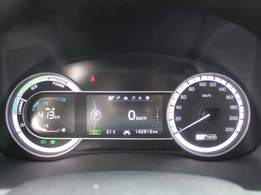 Kia Niro 1.6 GDi Hybrid ExecutiveLine | Trekhaak | Stuur-/stoelverwarming + ventilatie | Camera | Cruise adapt. | 18' LM | Leer | JBL audio |