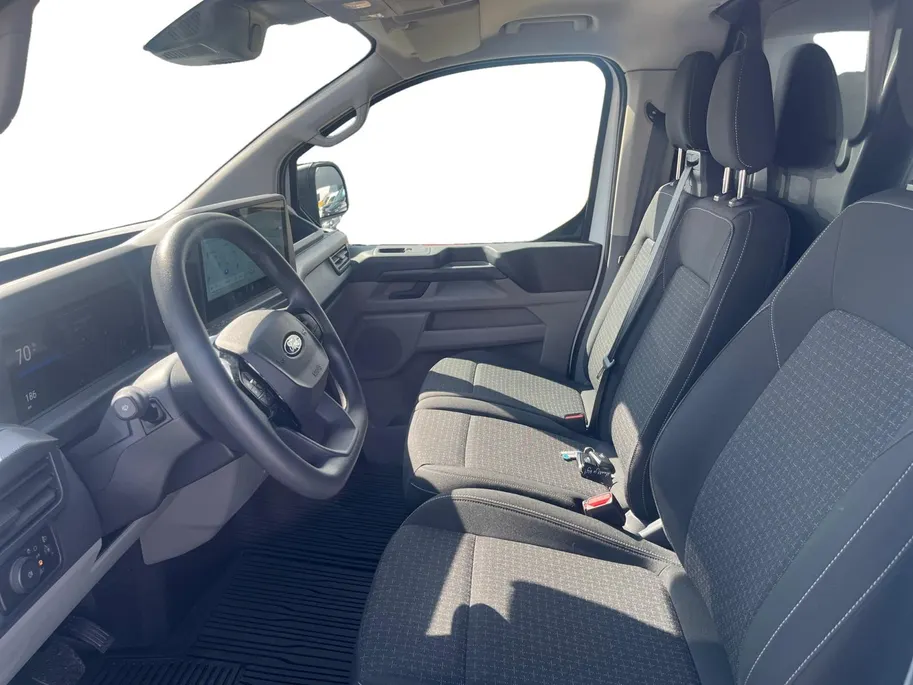Ford E-Transit Custom 320 L2H1 Trend 65 kWh | Uit voorraad! | 0,99% rente Financial Lease | Driver Assistance Pack Premium | Trekhaak