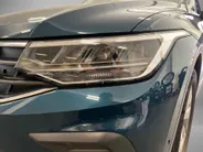 Volkswagen Tiguan 1.4 TSI eHybrid Life Business · Camera · Apple/Android Car Play · Wegklapbare Trekhaak · P-Sensoren · Stoel-& Stuurverwarming · 18'' Inch ·