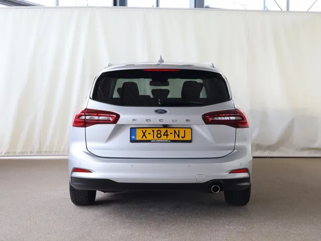 Ford Focus Wagon 1.0 EcoBoost Hybrid Titanium