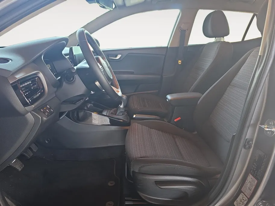 Kia Stonic 1.0 T-GDi MHEV DynamicPlusLine | Navigatie | Climate control | Stoel + Stuur verwarming | Parkeer camera achter