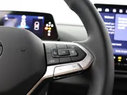Volkswagen ID.4 Limited Edition 58 kWh accu 190 PK · Achteruitrijcamera · Draadloze telefoonlader · Trekhaak, elektrisch uitklapbaar · Voorraad OUTLET · Prijs is inclusief inruilpremie ·