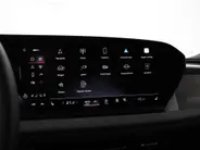 Audi A6 e-tron S edition 286pk 83 kWh · SOH 97,3% · Warmtepomp · Wegklapbare Trekhaak · 360 Camera · Elek. Voorstoelen · 21'' Inch · Achterbank verwarmd · Garantie t/m 09-01-2031 of 100.000km
