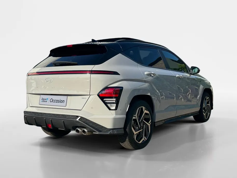 Hyundai Kona 1.6 GDI HEV N Line Sky | schuif-/kanteldak | Navi | Clima | 360 Camera | All Season banden | Stoel-/stuurverwarming | Elektrische achterklep