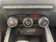 Renault Clio 1.6 E-Tech Full Hybrid 145 techno | Automaat | Camera | Apple Carplay & Android Auto | Parkeersensoren | Cruise & Climate Control | 12 Maanden BOVAG Garantie