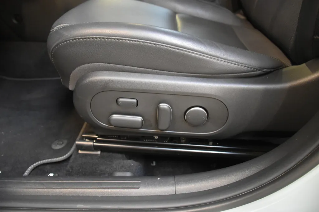 Hyundai Kona 1.6 Hybride DCT Premium I Leder I Navi + Camera