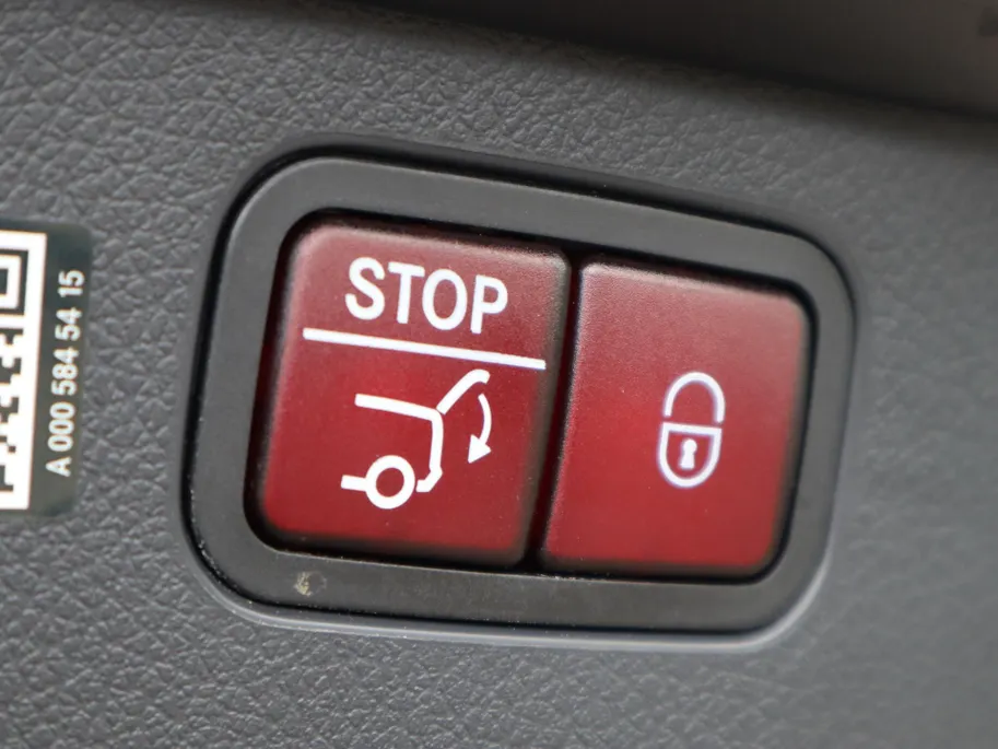 Mercedes-Benz C-Klasse Estate 200 AMG Line l Keyless l Panoramadak l Stoelverwarming
