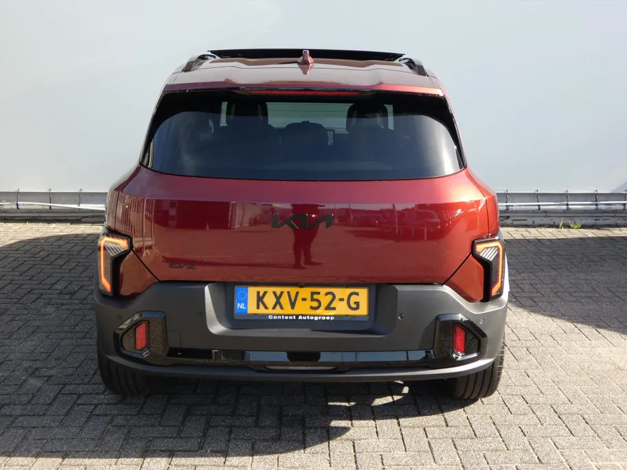 Kia EV2 61 kWh 135pk (5-zits) Black-Line