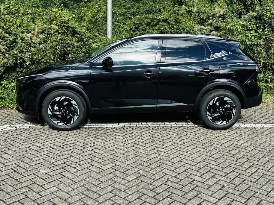Nissan QASHQAI 1.3 MHEV Xtronic N-Connecta | NISSAN MORE 10 Jaar garantie | €6000,- korting inclusief inruilpremie | Andrioid/Apple Carplay | 360graden camera's | Stoel-/ Stuur-/ Voorruitverwarming | Panoramadak |