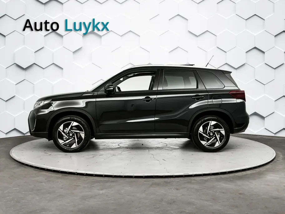 Suzuki Vitara 1.4 Style Smart Hybrid Automaat | Panoramadak | €2.000,- + €750,- voorraadkorting!