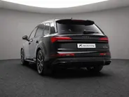 Audi Q7 55 TFSI e quattro Pro Line S 394 PK ·Leder bekleding · Assistentie. plus, remote park · Head-Up display · Glazen panorama dak · Bang & Olufsen