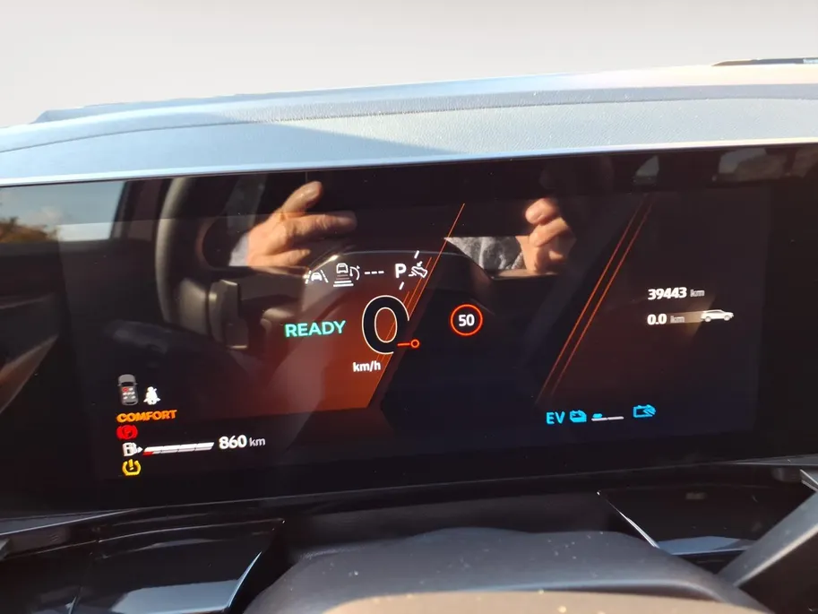 Renault Espace E-Tech full hybrid 200 esprit Alpine 7p. Pack Harman Kardon premium sound , panoramadak  , Apple Carplay/Android Auto , cruise control adaptief , lichtmetalen velgen 20' , elektrisch bedienbare achterklep