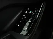 Audi Q6 e-tron Sportback S edition performance 306pk 100 kWh · SOH 97,8% · Panoramadak · Wegklapbare Trekhaak · 360 Camera · Stoelverwarming voor+achter · Bijrijder Display · 19'' Inch · Garantie t/m 10-08-2030 of 100.000km