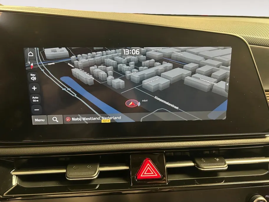 Kia Niro 1.6 GDi PHEV DynamicPlusLine Edition | Orginele Kilometerstand! | Apple Carplay / Android Auto | Navigatiesysteem | Elektrisch Verstelbare Bestuurdersstoel | Stoel + Stuurverwarming | Licht + Regensensor | Parkeersensoren Voor + Achter | Camera Achter | 1