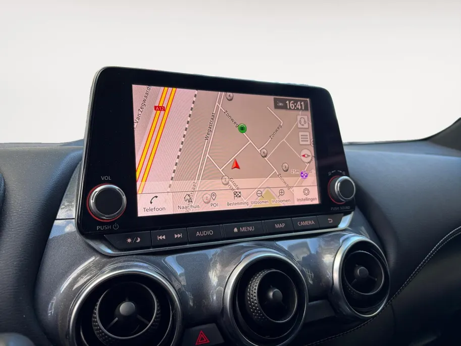 Nissan Juke 1.0 DIG-T N-Connecta | NL auto | Lane assist | Adaptive cruise control | Achteruitrijcamera | Parkeersensoren voor en achter