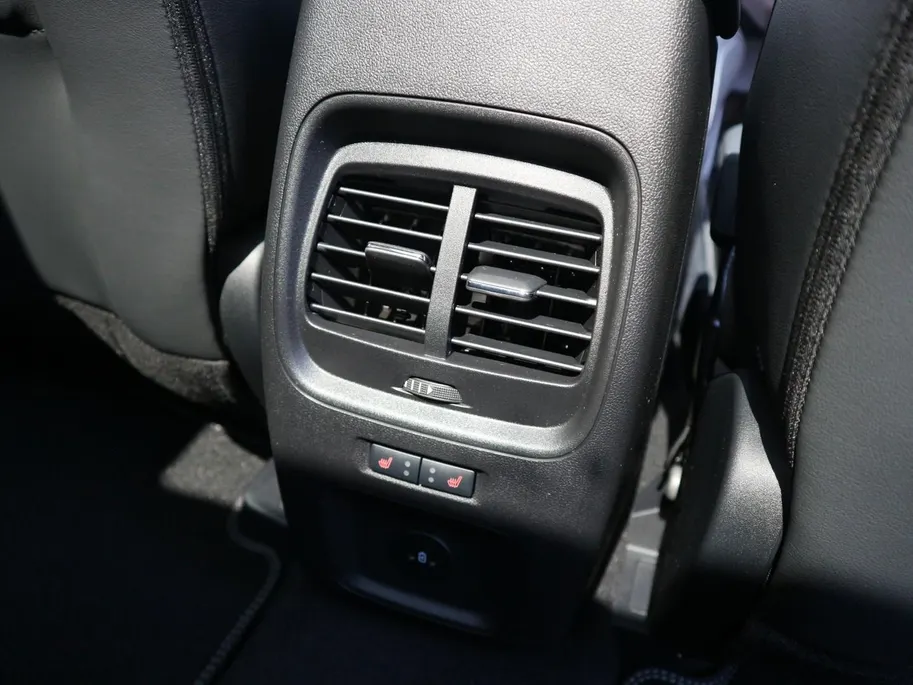 Ford Kuga 2.5 PHEV Active X | TREKHAAK | PANO | BLIS | ADAP CRUISE |