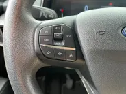 Ford Tourneo Courier 1.0 EcoBoost | Apple Carplay/Android Auto | Navigatie | Camera | Climate Control | Parkeersensoren | Stuurbediening | Hoge Instap